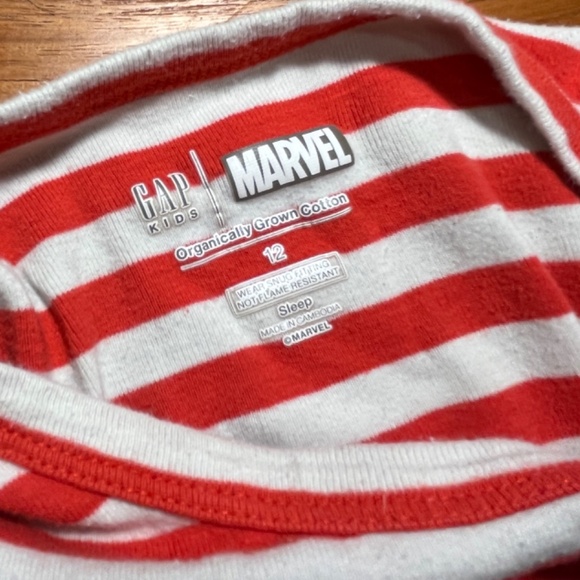 Gap Kids Marvel Spiderman Short Sleeve Long Pants Pajama Set Red Striped 12 - Picture 2 of 2